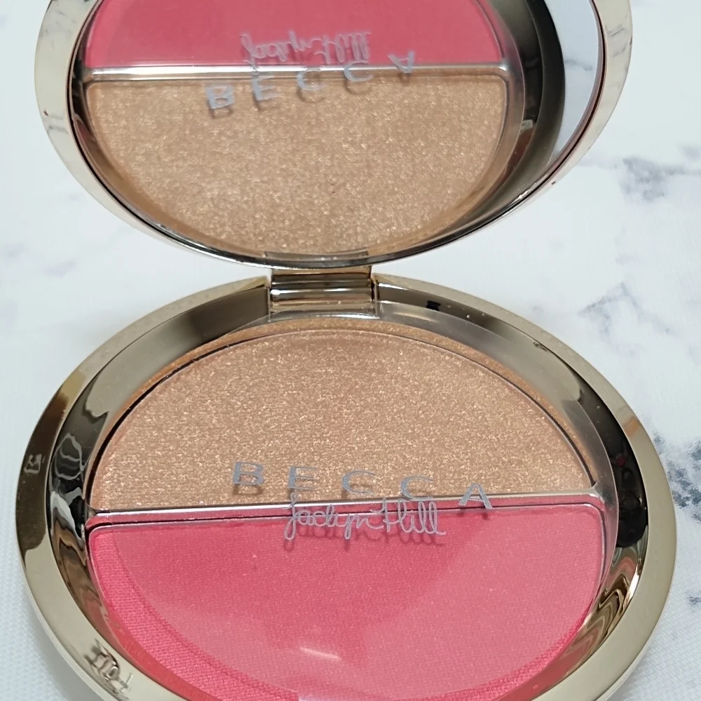 Champagne Splits Shimmering Skin Perfector Blush Prosecco Pop Pamplemousse
